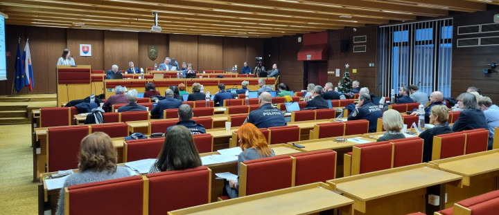 Z rokovania mestského zastupiteľstva.